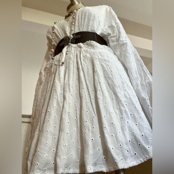 EUC 0X Torrid White Eyelet Lace Babydoll Top - Picture 6 of 13